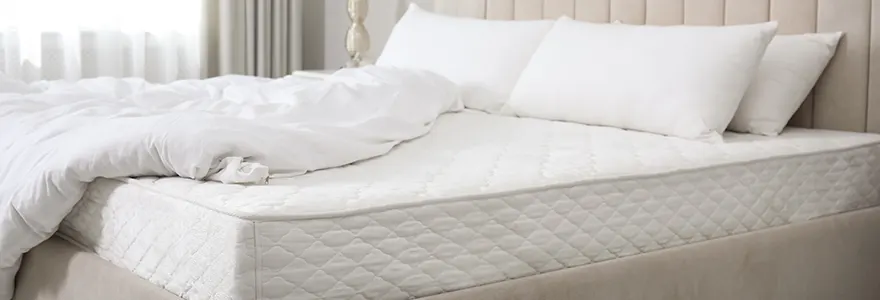 QUELS SONT LES CRITÈRES À PRENDRE EN COMPTE POUR CHOISIR LE BON MATELAS 200×200